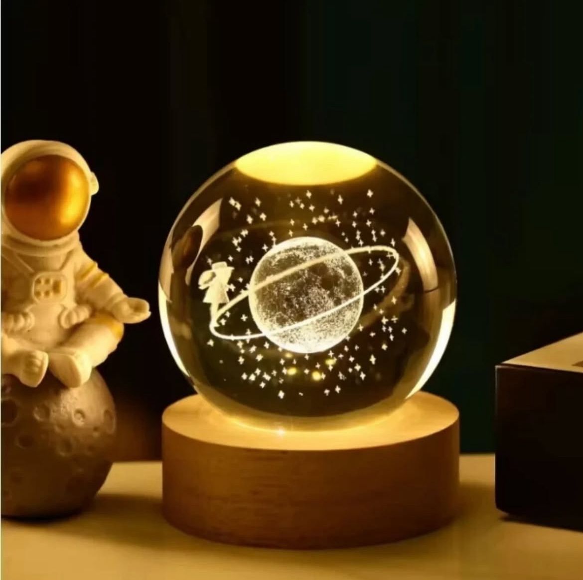 3D Kristalna lampa - Solarni sistem lampa